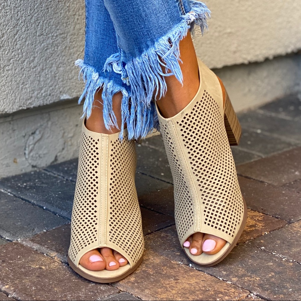 Chic Perforated Peep Toe Velcro Ankle Strap Bootie - Picture 2 of 12